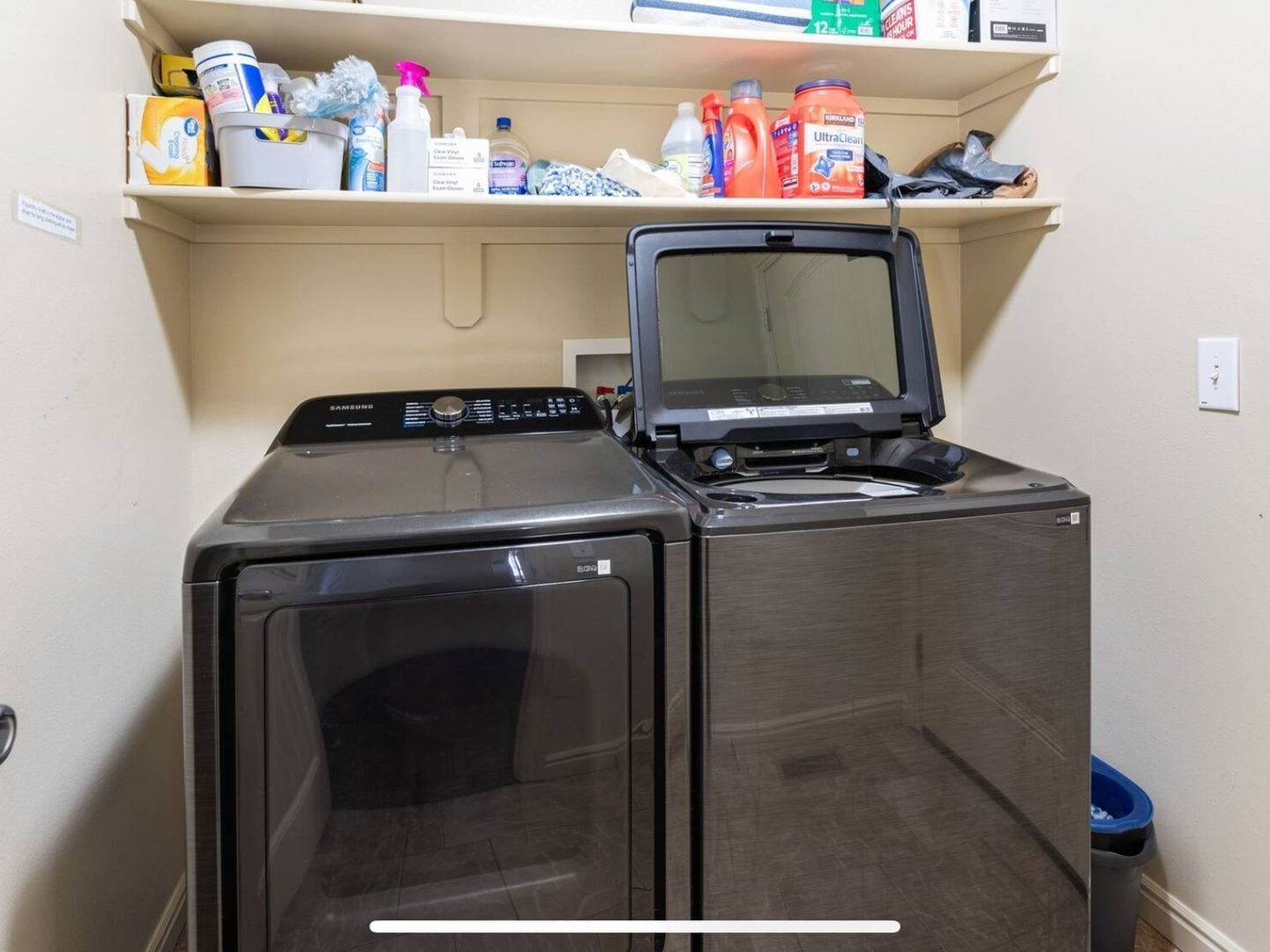 Building Photo - 674 Tanglewood Dr