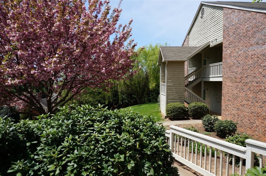 Kensington Place 200 Kensington Pl Asheville NC 28803 Apartment Finder