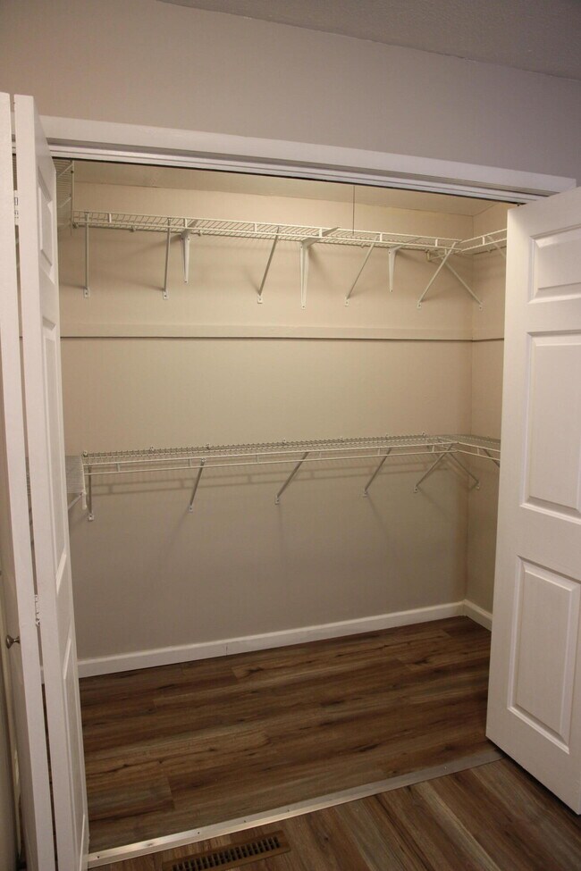 Building Photo - 4259 Packard St