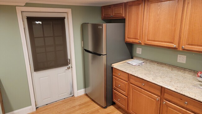 Building Photo - 115 Paul Manafort Dr