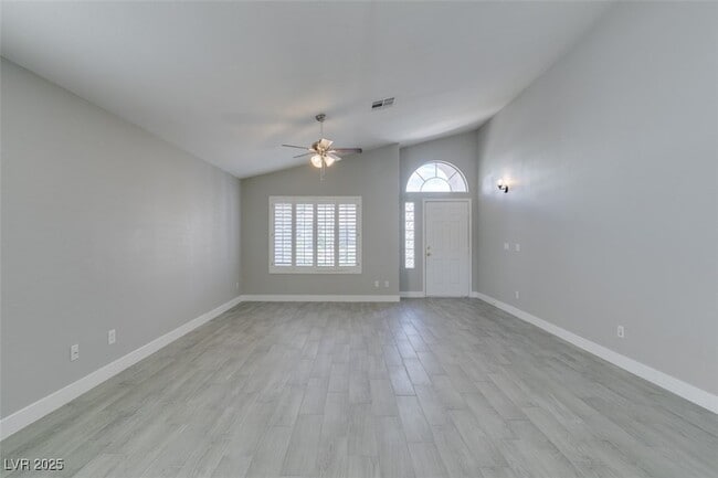 Building Photo - 2744 Summerchase Ln