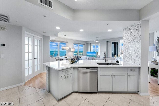 Building Photo - 8751 Estero Blvd