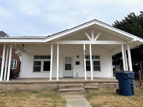 Building Photo - 2509 NW 11th St