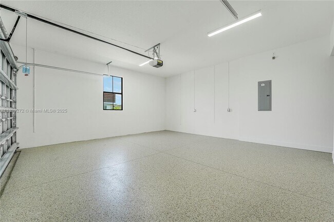 Building Photo - 9512 St Germain Dr