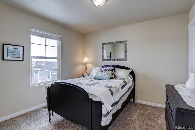 Building Photo - Beautiful 3 Bedroom 3 Bath Home Available ...