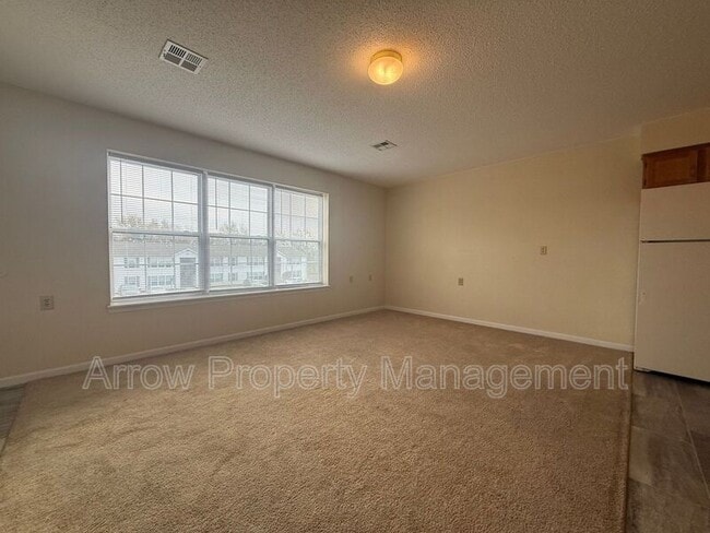 Building Photo - 1015 14th St