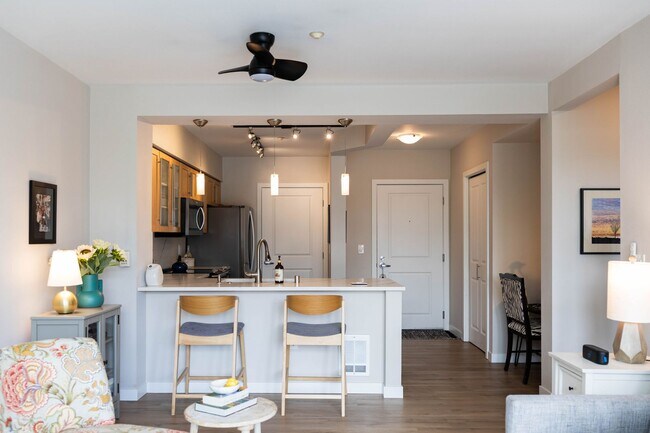 Building Photo - 1Bd/1Ba Kirkland Condo