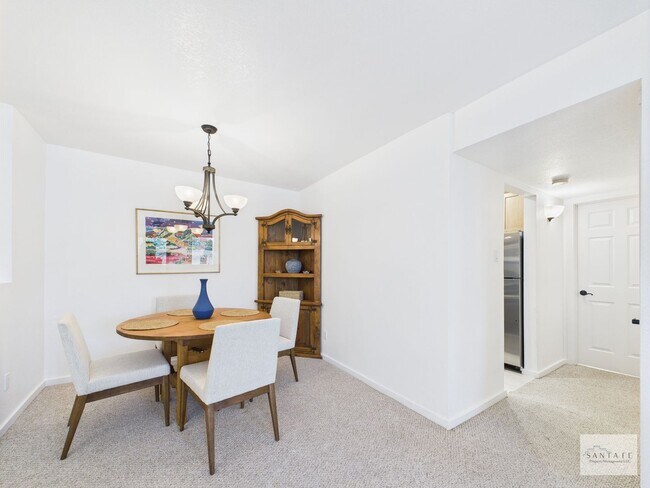 Building Photo - Fully Furnished Condo Available Now!