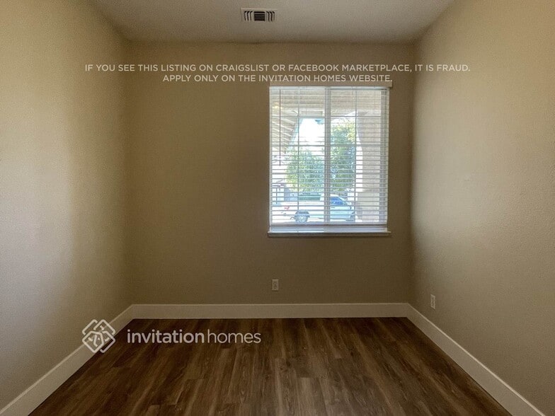 Building Photo - 1531 Berkshire Dr