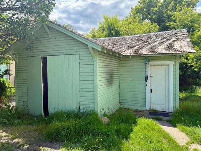 Building Photo - 2512 N 2nd St