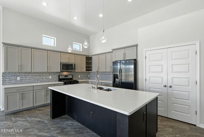 Building Photo - 7325 Steve Degroat Ln