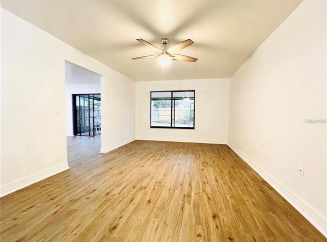 Building Photo - 1336 Bramblewood Dr