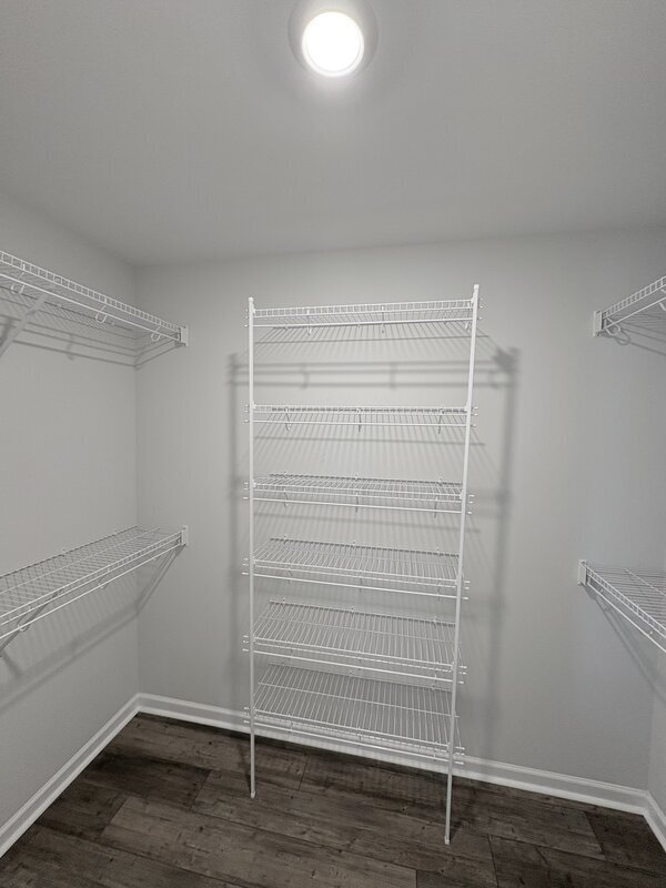 Building Photo - 153 Brockway Dr