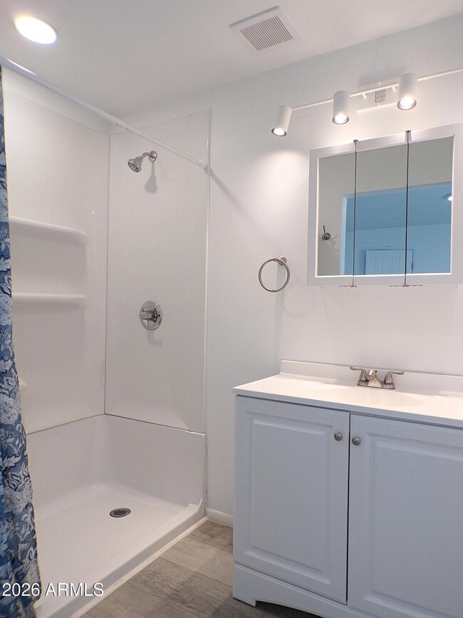 Building Photo - 4849 S Ricardo Dr