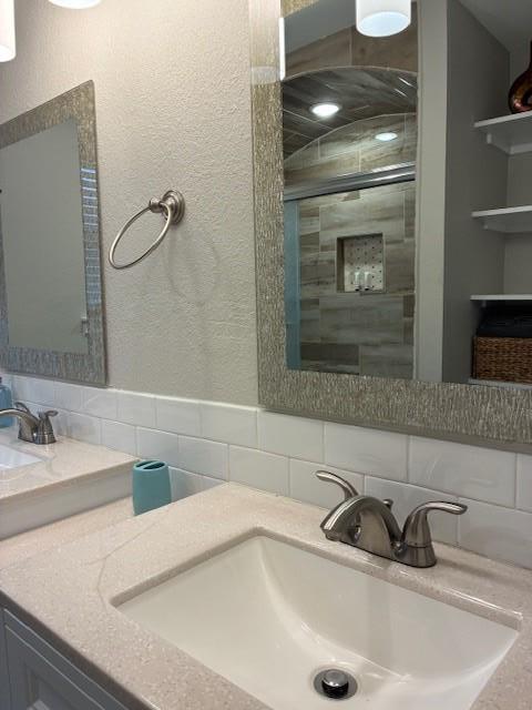 Building Photo - 4308 Miramar Dr