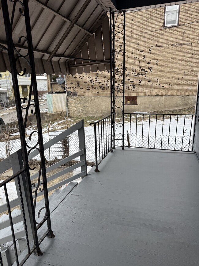 Building Photo - 809 Lamont St