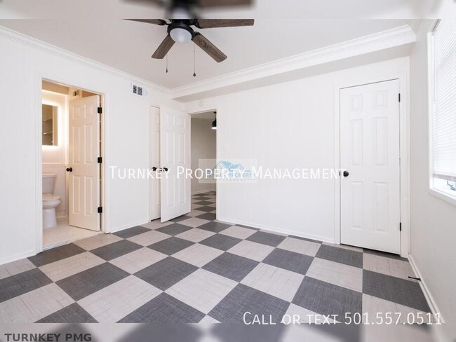 Building Photo - Great new Apartment in MacArthur Park Area...