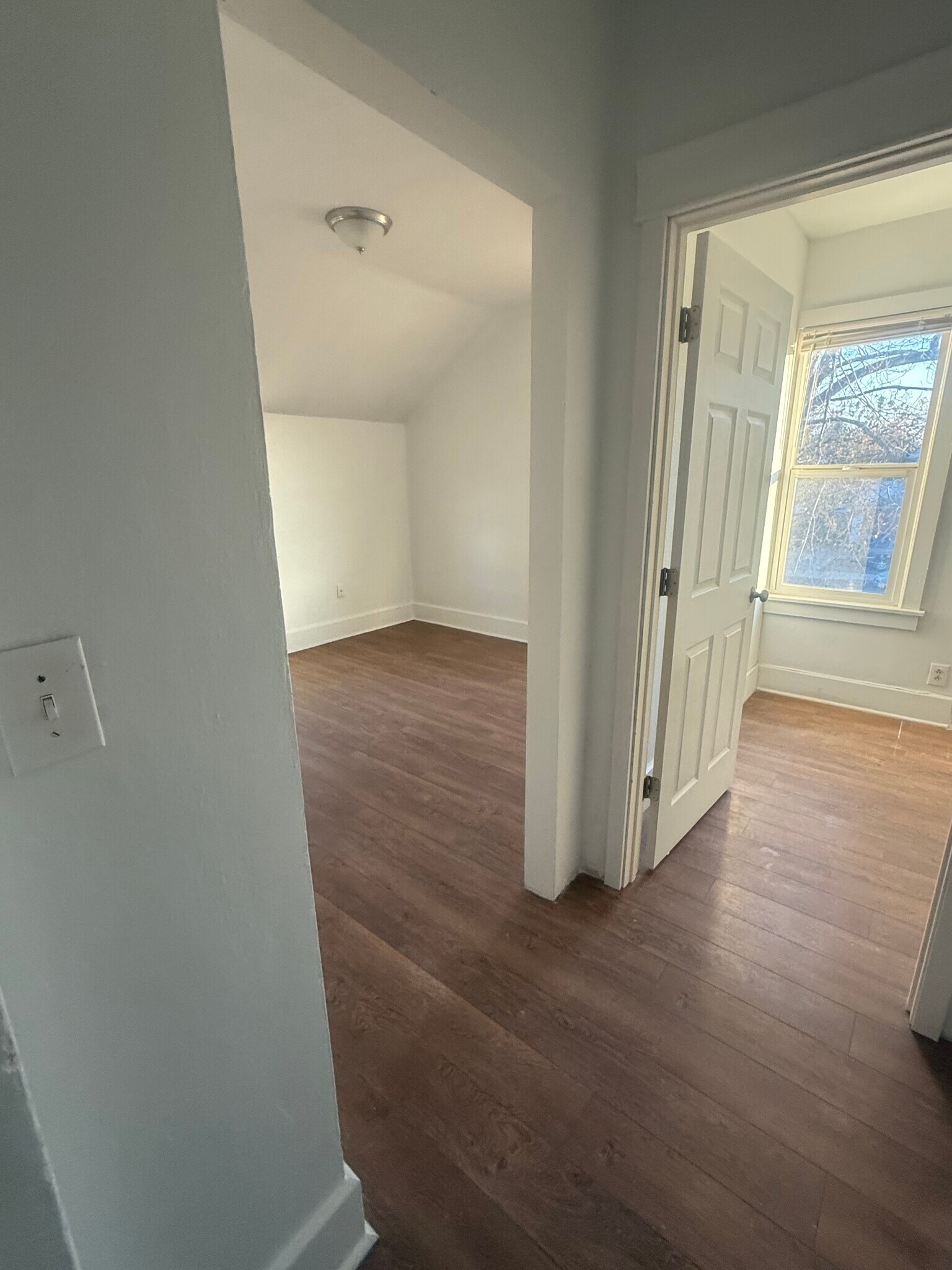 Building Photo - 29 E 2nd Ave