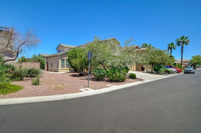Building Photo - STUNNING 4 Bedroom, 2 Story Home featuring...