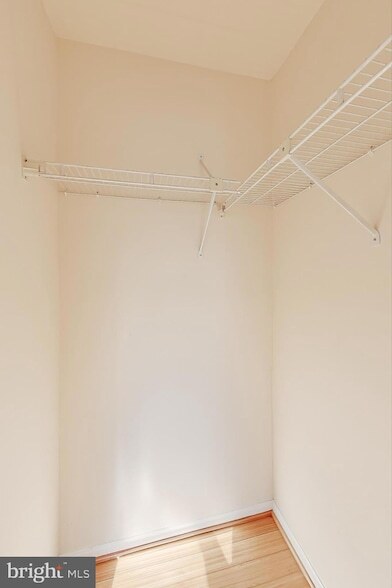 Building Photo - 1639 Carriage House Terrace