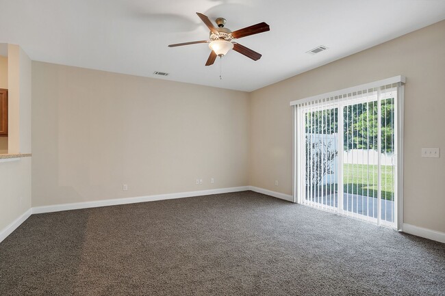 Building Photo - 190 Canyon Oak Loop
