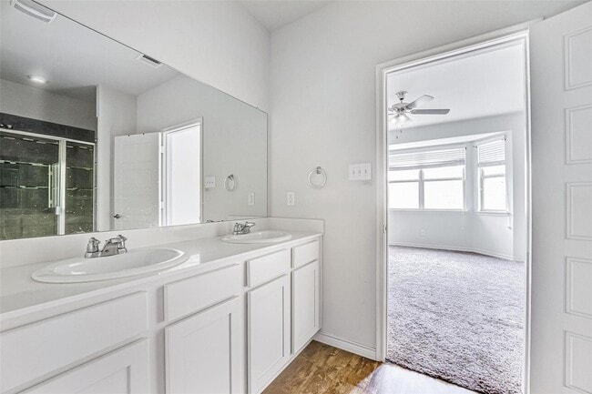 Building Photo - 3113 Brazos Dr