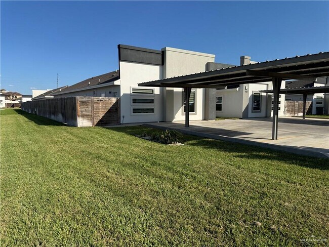 Building Photo - 22 S Sports Dr