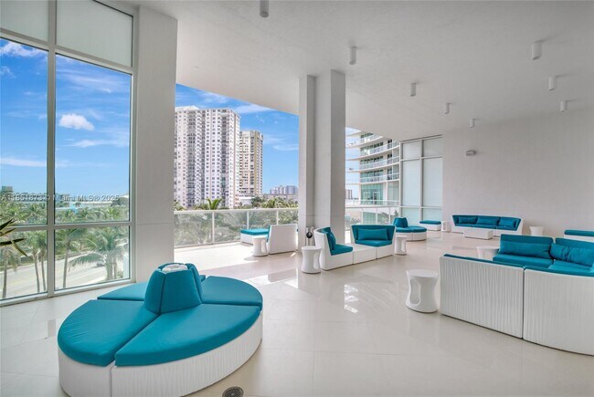 Building Photo - 1 N Ocean Blvd