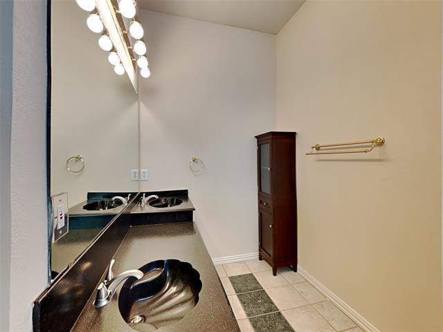 Building Photo - 7804 Aqua Vista Dr