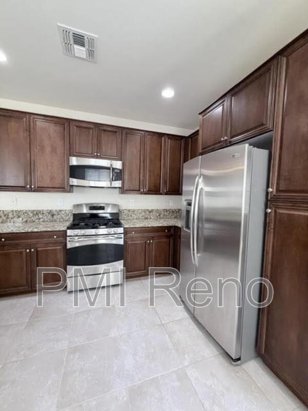 Building Photo - 10742 Amber Falls Dr