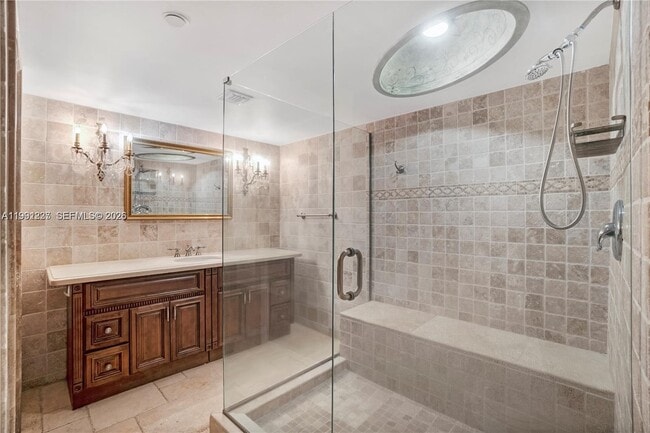 Building Photo - 1000 Quayside Terrace