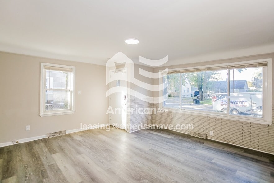 Building Photo - 2626 Bonner St