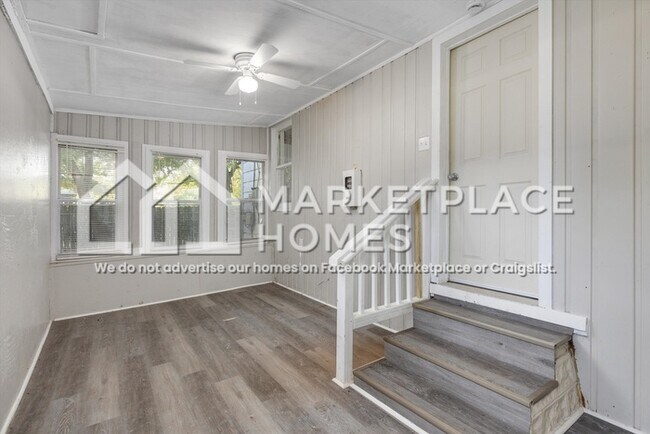 Building Photo - 7094 Fisher Ave