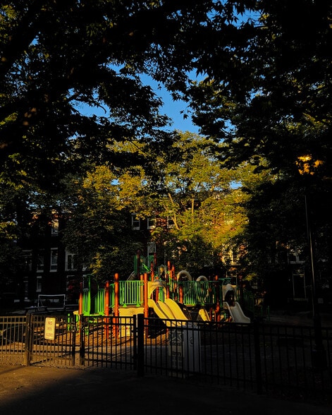 Building Photo - 1900 Aliceanna St