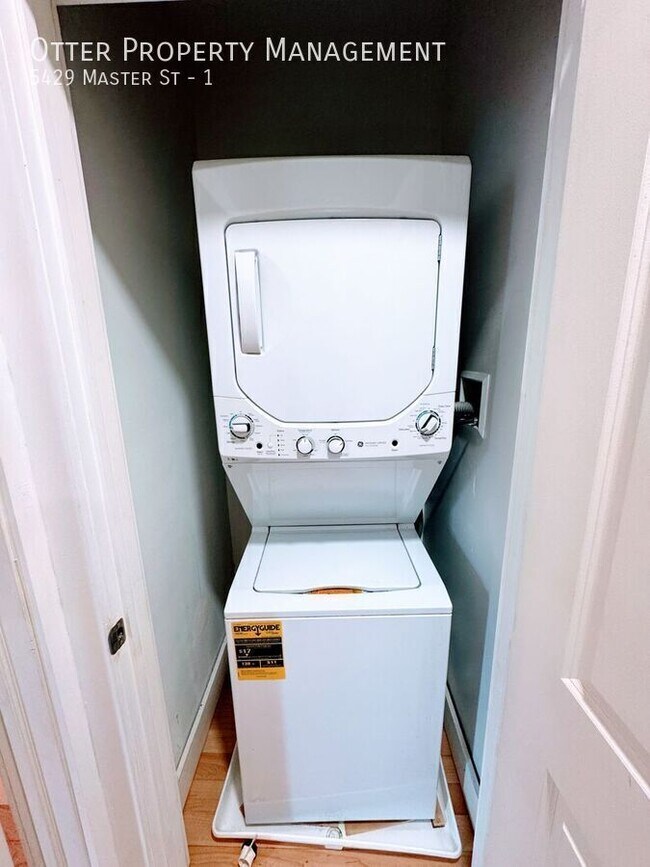 Building Photo - 5429 Master St