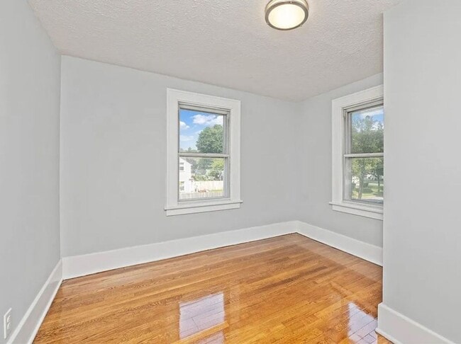 Building Photo - 191 Westfield St