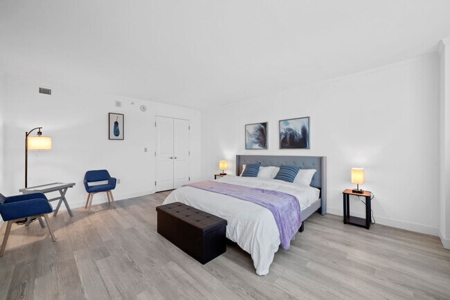 Building Photo - 848 Pacific Ave