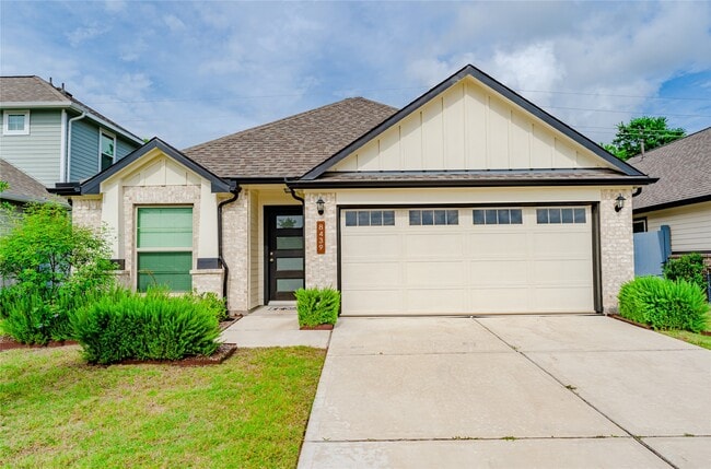 Building Photo - 8439 Red Shiner Wy