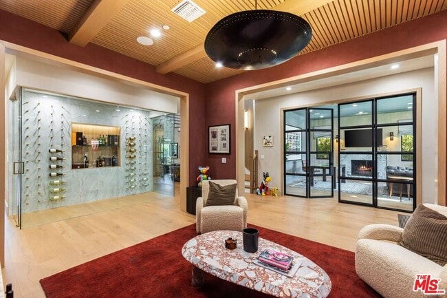 Building Photo - 5084 Valjean Ave