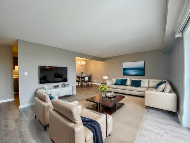 Building Photo - 2301 Beau Monde Ln