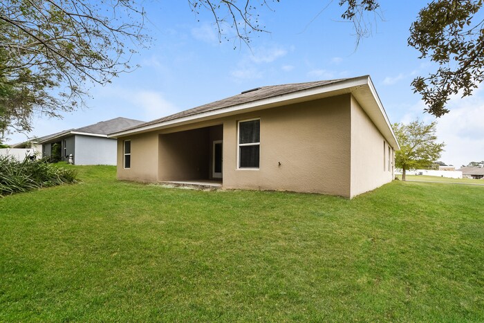 Building Photo - 706 Chelsea Ave