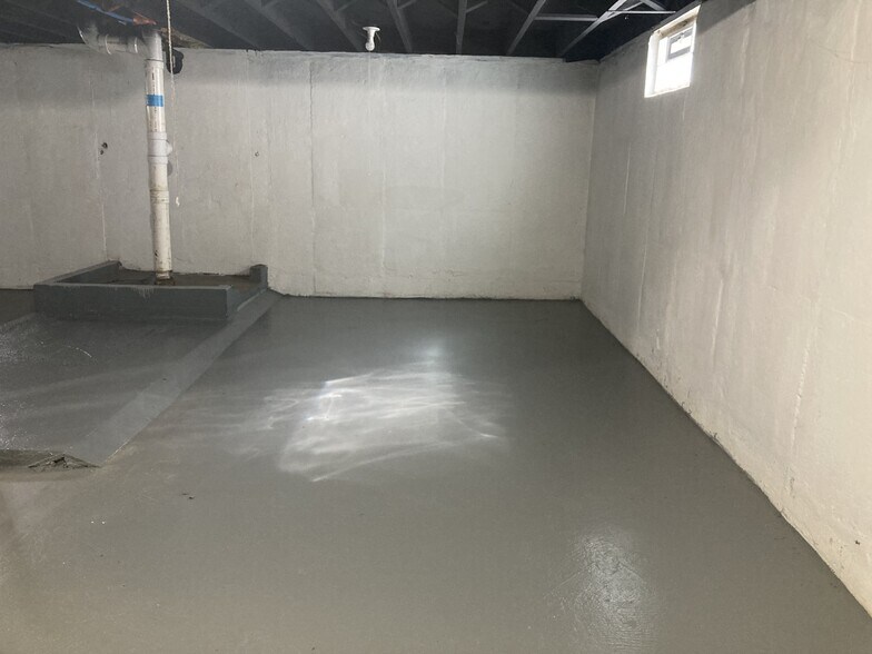 Lots of extra storage space in the basement - 5614 Gatesworth Ave