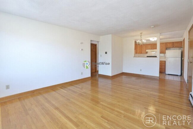 Building Photo - 266 Grove St