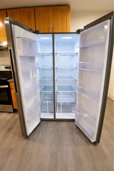 Building Photo - 2010 80th Ave