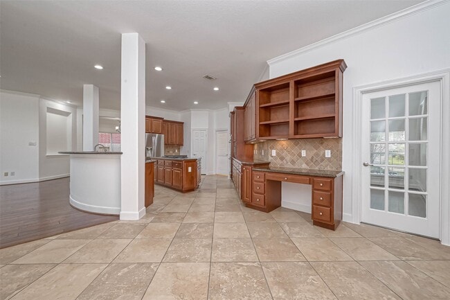 Building Photo - 25510 Autumnwind Ct