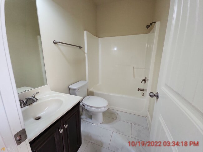 Building Photo - 336 Hitt Trce