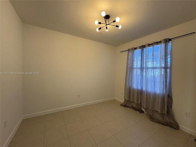 Building Photo - 27700 SW 156th Ave