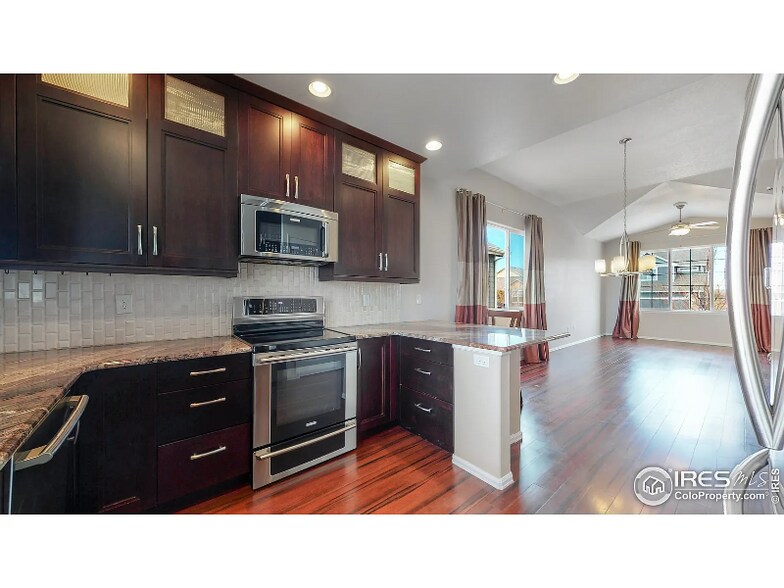 Building Photo - 2527 Sunbury Ln