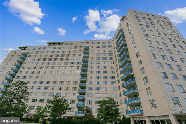 Building Photo - 10500 ROCKVILLE PIK