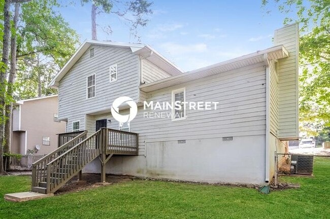 Building Photo - 3 Bedroom Pet-Friendly Home in Stone Mount...